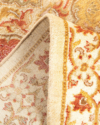 Traditional Mogul Ivory Wool Runner 2' 7" x 13' 8" - Solo Rugs