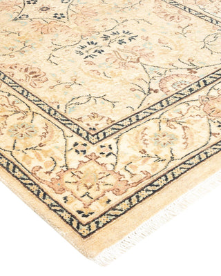 Traditional Mogul Ivory Wool Runner 2' 7" x 8' 4" - Solo Rugs