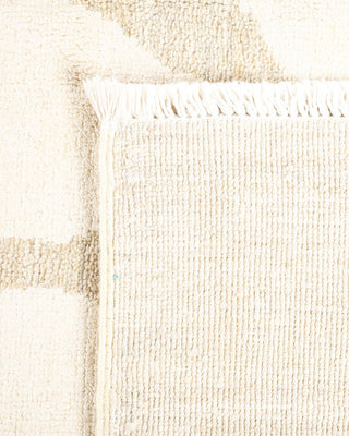 Contemporary Eclectic Ivory Wool Area Rug 5' 10" x 8' 10" - Solo Rugs