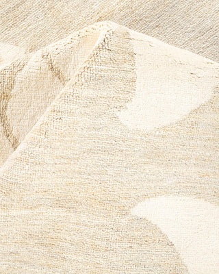 Contemporary Eclectic Ivory Wool Area Rug 5' 10" x 8' 10" - Solo Rugs