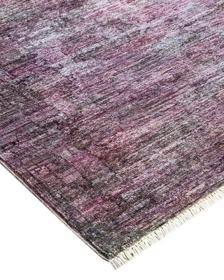 Contemporary Vibrance Purple Wool Area Rug 5' 10" x 5' 10" - Solo Rugs