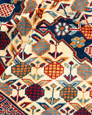Bohemian Tribal Ivory Wool Area Rug 6' 9" x 8' 0" - Solo Rugs