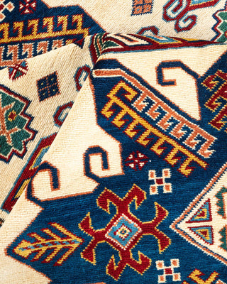 Bohemian Tribal Ivory Wool Area Rug 5' 4" x 7' 4" - Solo Rugs