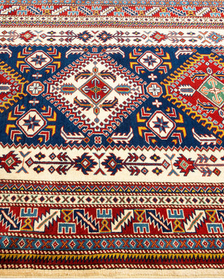 Bohemian Tribal Ivory Wool Area Rug 4' 5" x 5' 10" - Solo Rugs