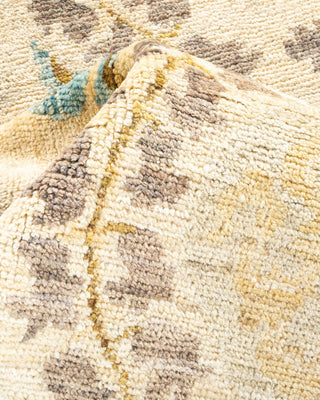 Contemporary Eclectic Ivory Wool Area Rug 5' 0" x 7' 8" - Solo Rugs