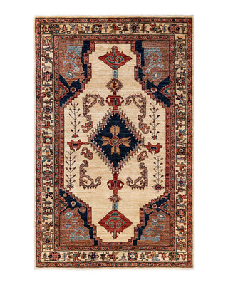 Traditional Serapi Ivory Wool Area Rug 5' 0" x 7' 10" - Solo Rugs