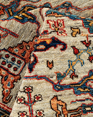 Traditional Serapi Light Gray Wool Area Rug 5' 2" x 6' 7" - Solo Rugs