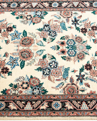 Traditional Mogul Ivory Wool Runner 2' 6" x 7' 9" - Solo Rugs